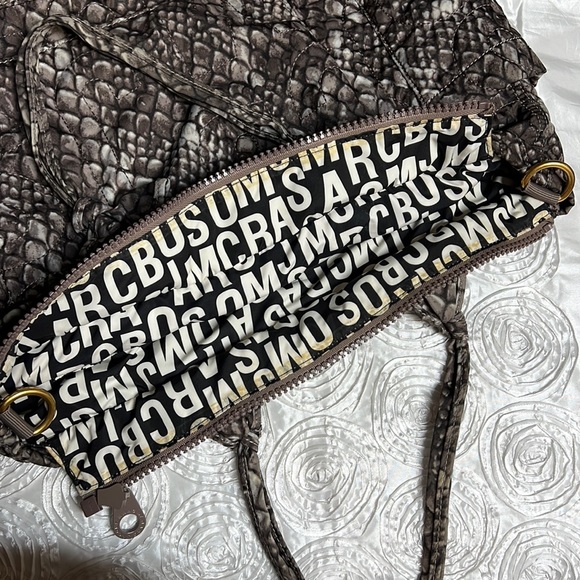 Marc Jacobs Weekender Bag/Baby Bag - Picture 9 of 16